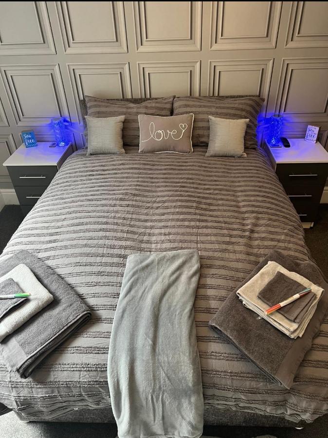 Sea View Lavish Apartment Sky Tv Whirlpool Bath Huge Balcony Newly Refurbished Bridlington Εξωτερικό φωτογραφία