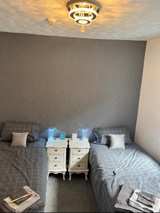 Sea View Lavish Apartment Sky Tv Whirlpool Bath Huge Balcony Newly Refurbished Bridlington Εξωτερικό φωτογραφία