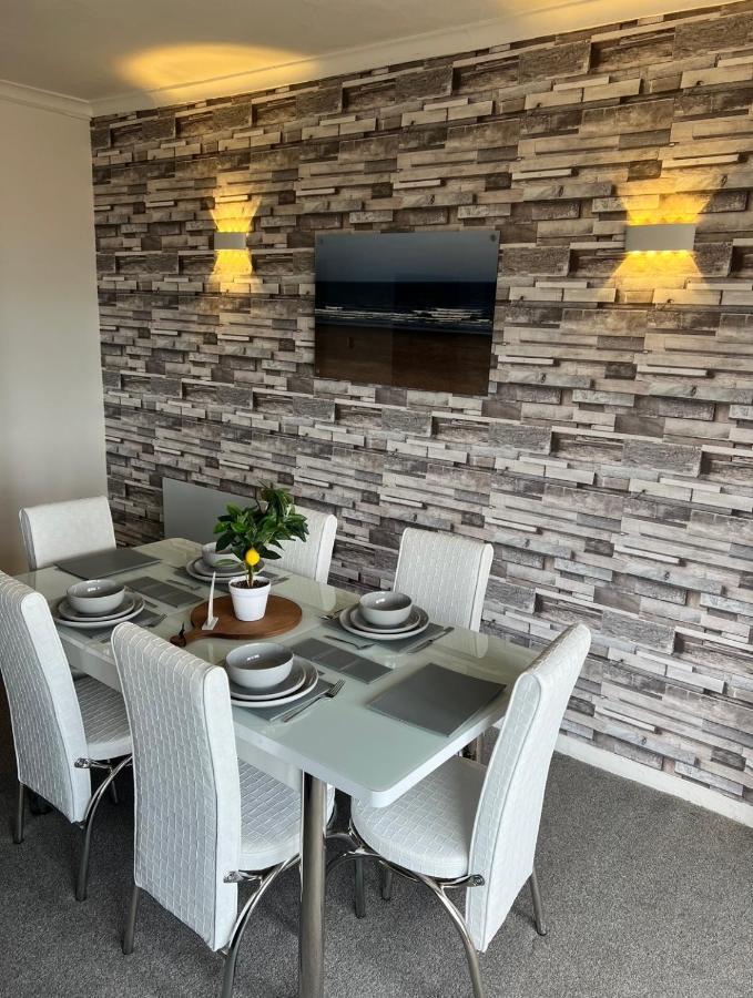 Sea View Lavish Apartment Sky Tv Whirlpool Bath Huge Balcony Newly Refurbished Bridlington Εξωτερικό φωτογραφία
