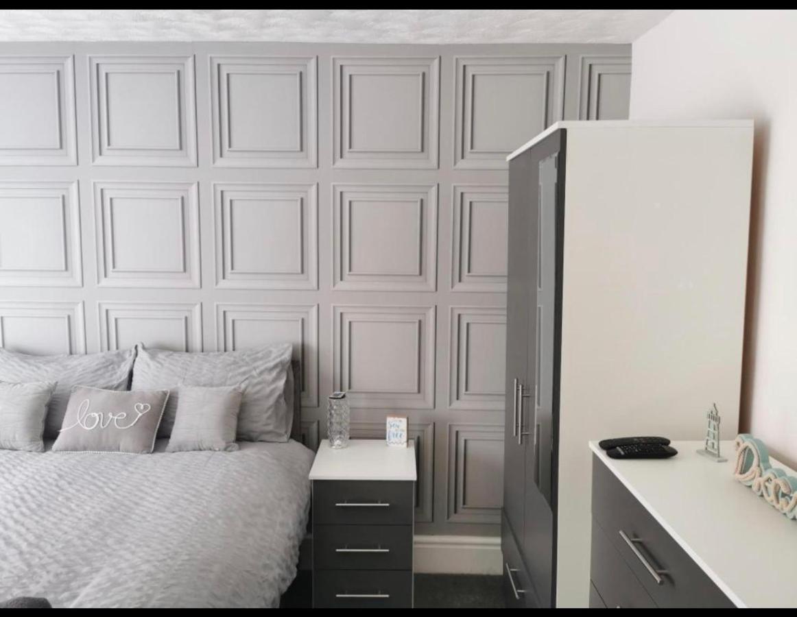 Sea View Lavish Apartment Sky Tv Whirlpool Bath Huge Balcony Newly Refurbished Bridlington Εξωτερικό φωτογραφία